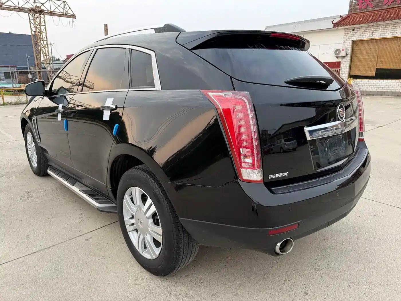 2015 Cadillac SRX 3.0L Elite — миниатюра 5