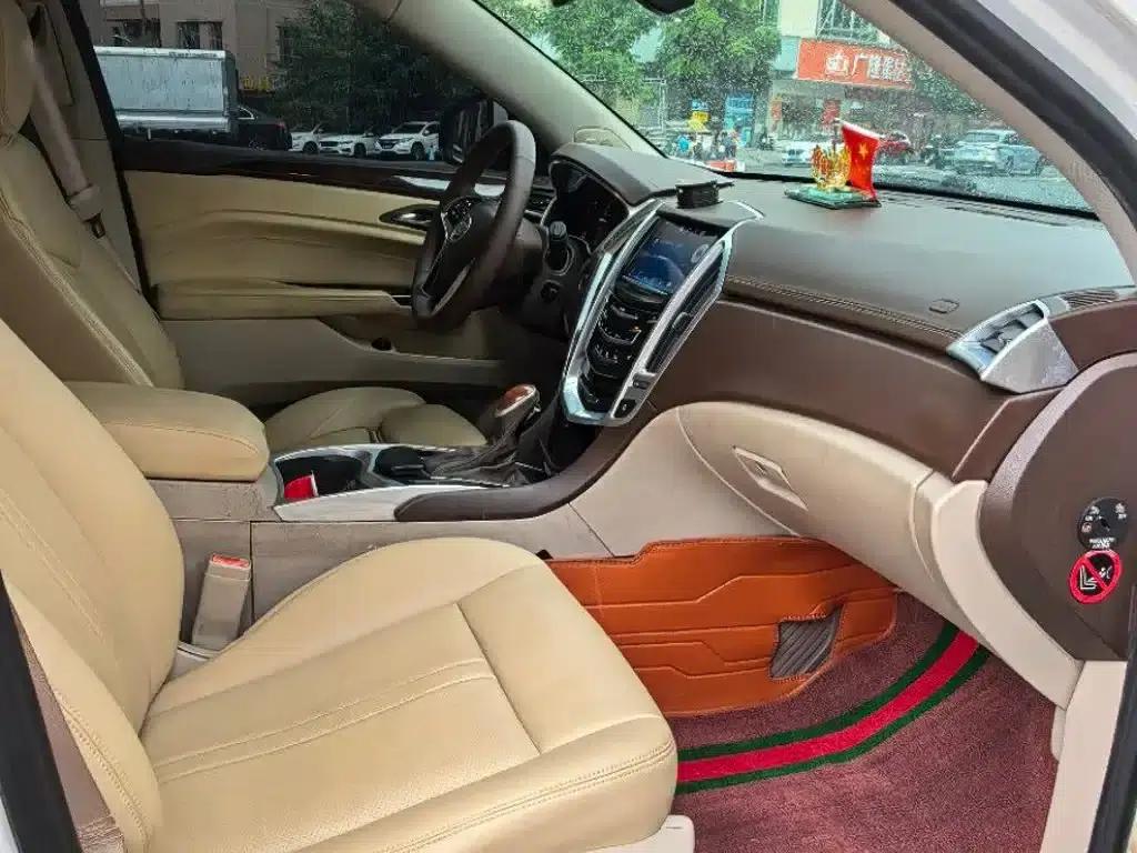 2013 Cadillac SRX 3.0L Luxury — миниатюра 8