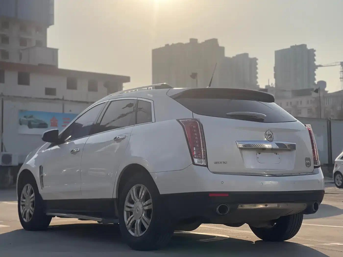 2012 Cadillac SRX 3.0L Luxury — миниатюра 14