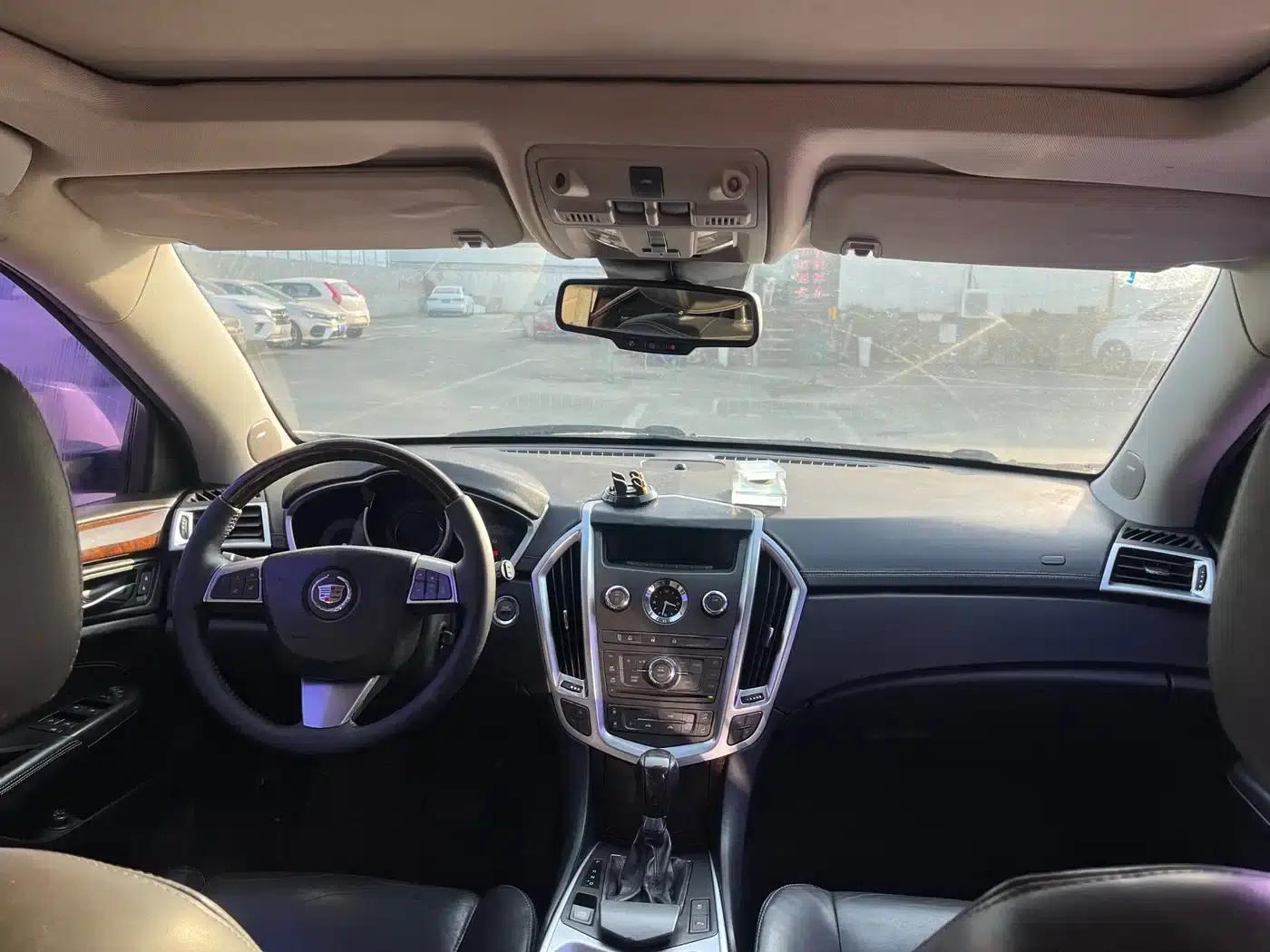 2012 Cadillac SRX 3.0L Luxury — миниатюра 5