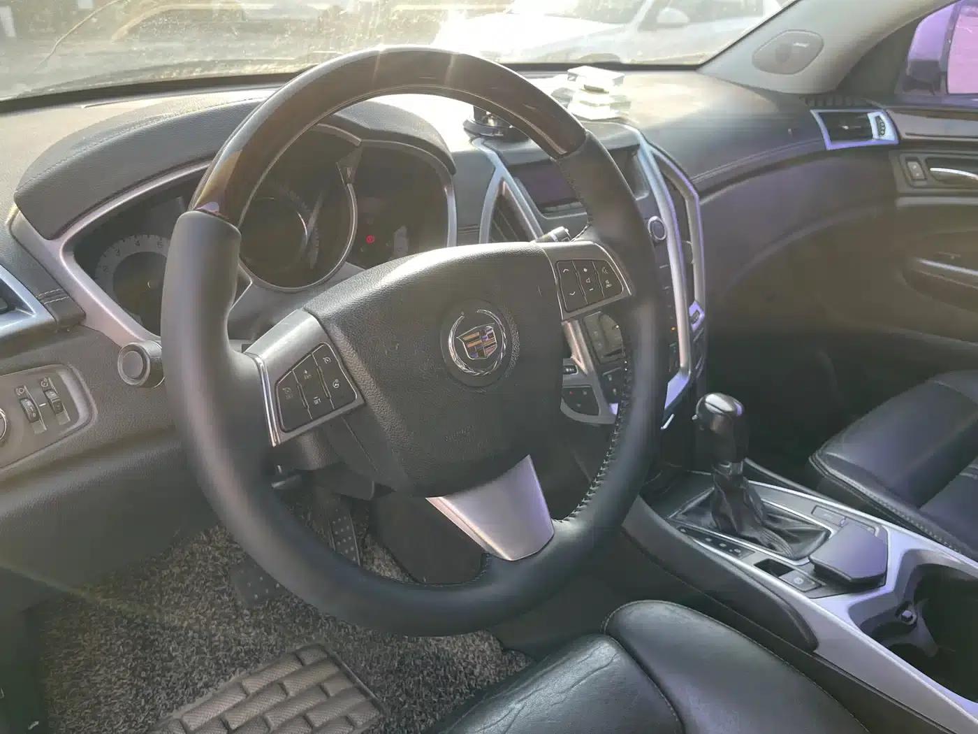 2012 Cadillac SRX 3.0L Luxury — миниатюра 7