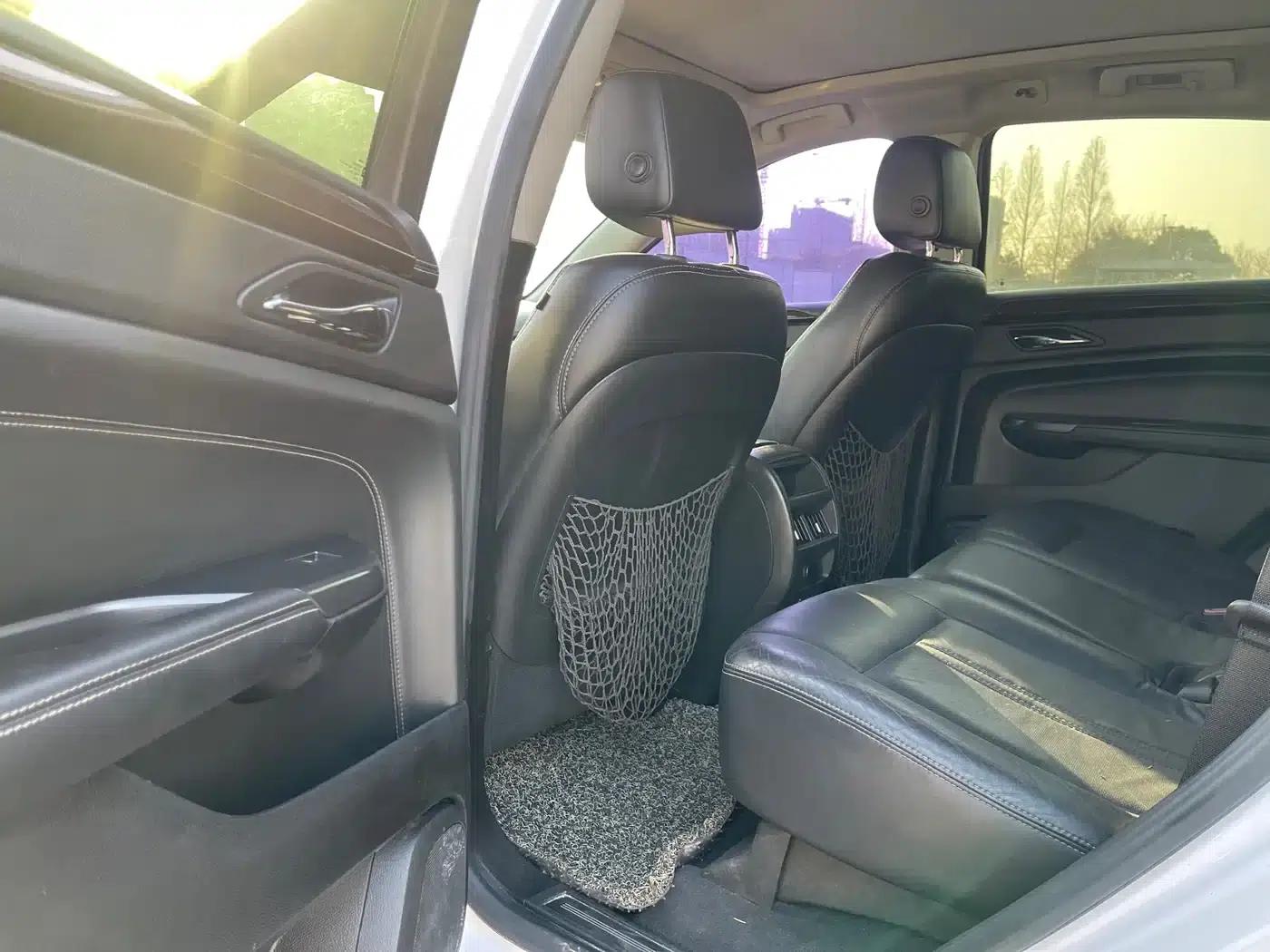2012 Cadillac SRX 3.0L Luxury — миниатюра 8
