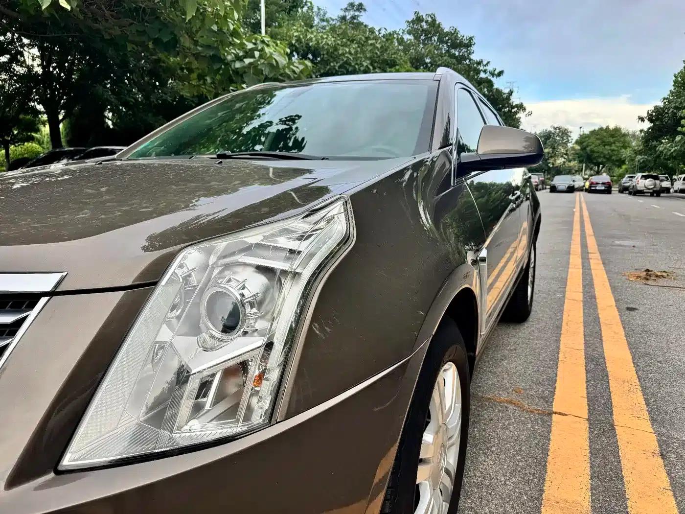 2015 Cadillac SRX 3.0L Elite — миниатюра 13