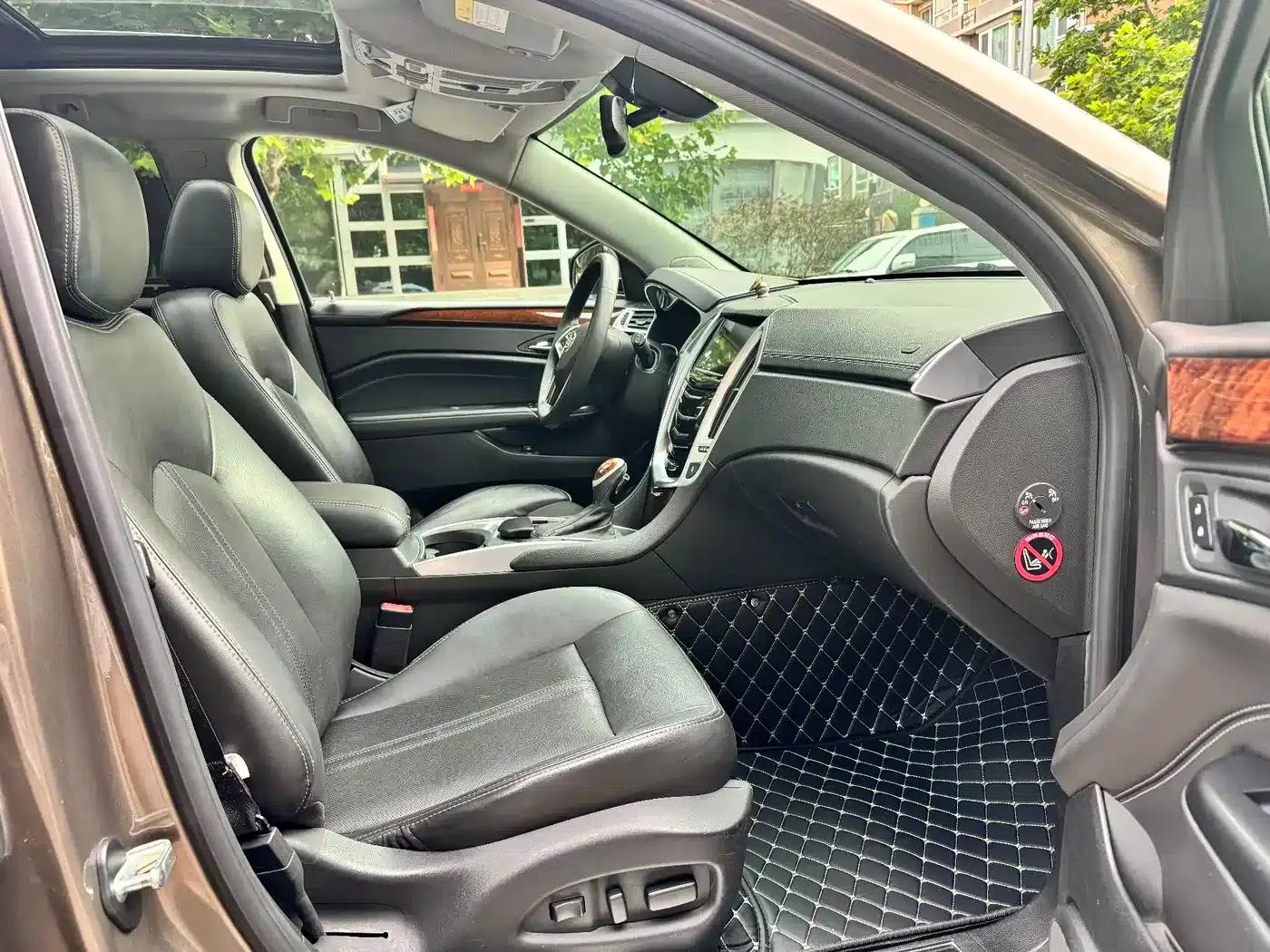 2015 Cadillac SRX 3.0L Elite — миниатюра 21