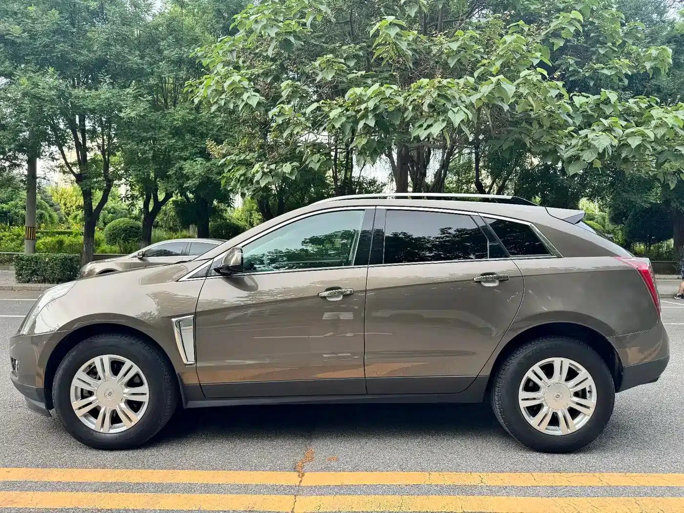 2015 Cadillac SRX 3.0L Elite — миниатюра 5