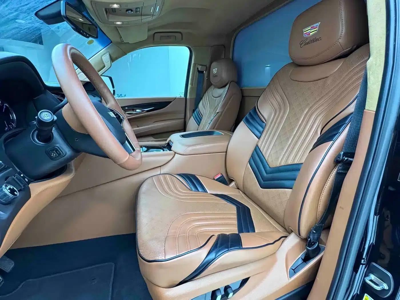 2017 Cadillac Escalade 6.2L US Spec — миниатюра 19