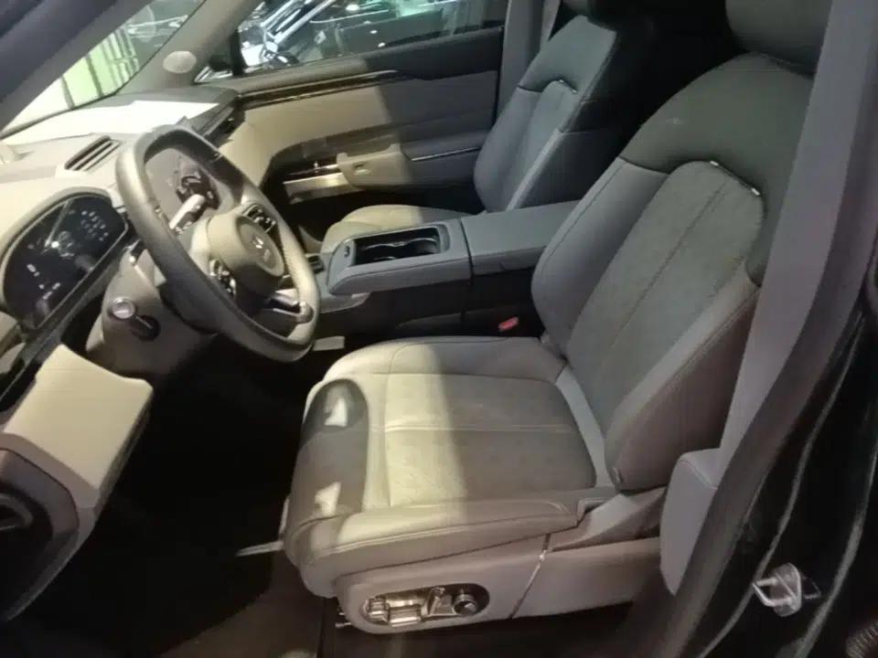 Zeekr 7X 2025 100kWh Long-Range All-Wheel Drive Intelligent Driving Version — миниатюра 27