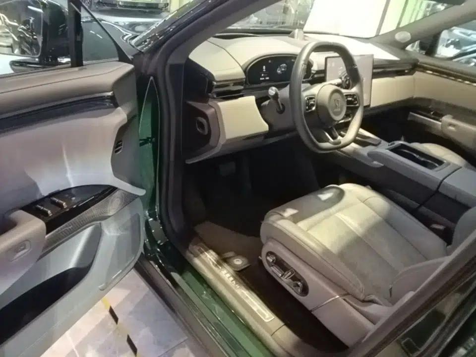 Zeekr 7X 2025 100kWh Long-Range All-Wheel Drive Intelligent Driving Version — миниатюра 28