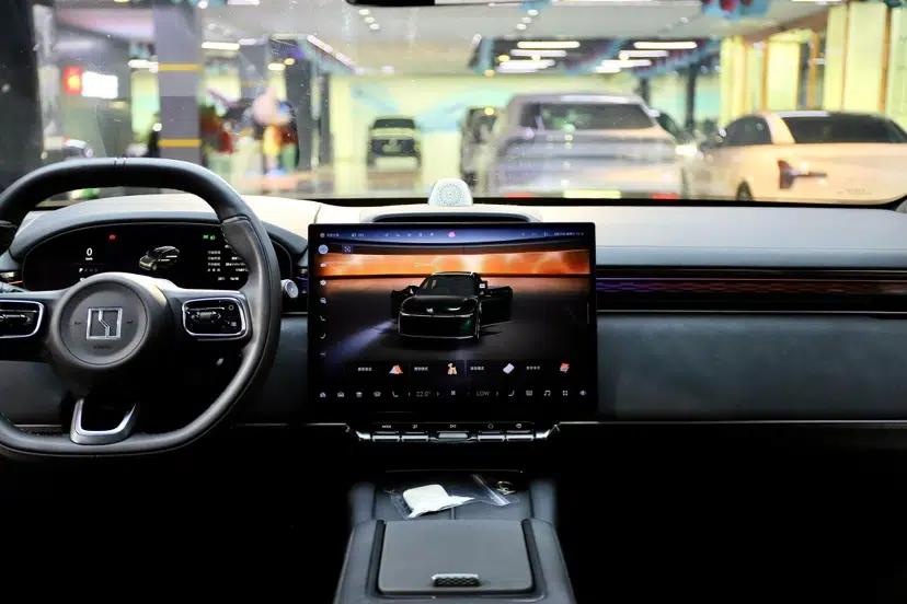 Zeekr 7X 2025 100kWh Long-Range All-Wheel Drive Intelligent Driving Version — миниатюра 34