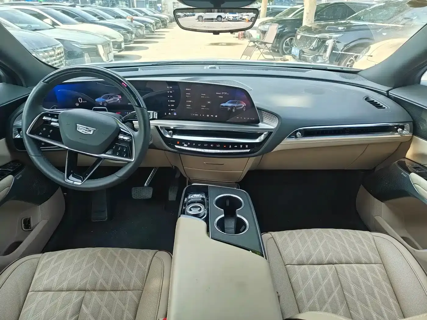 iQ Ruige 2022 Rear-Wheel Drive Long-Range Premium Edition — миниатюра 4