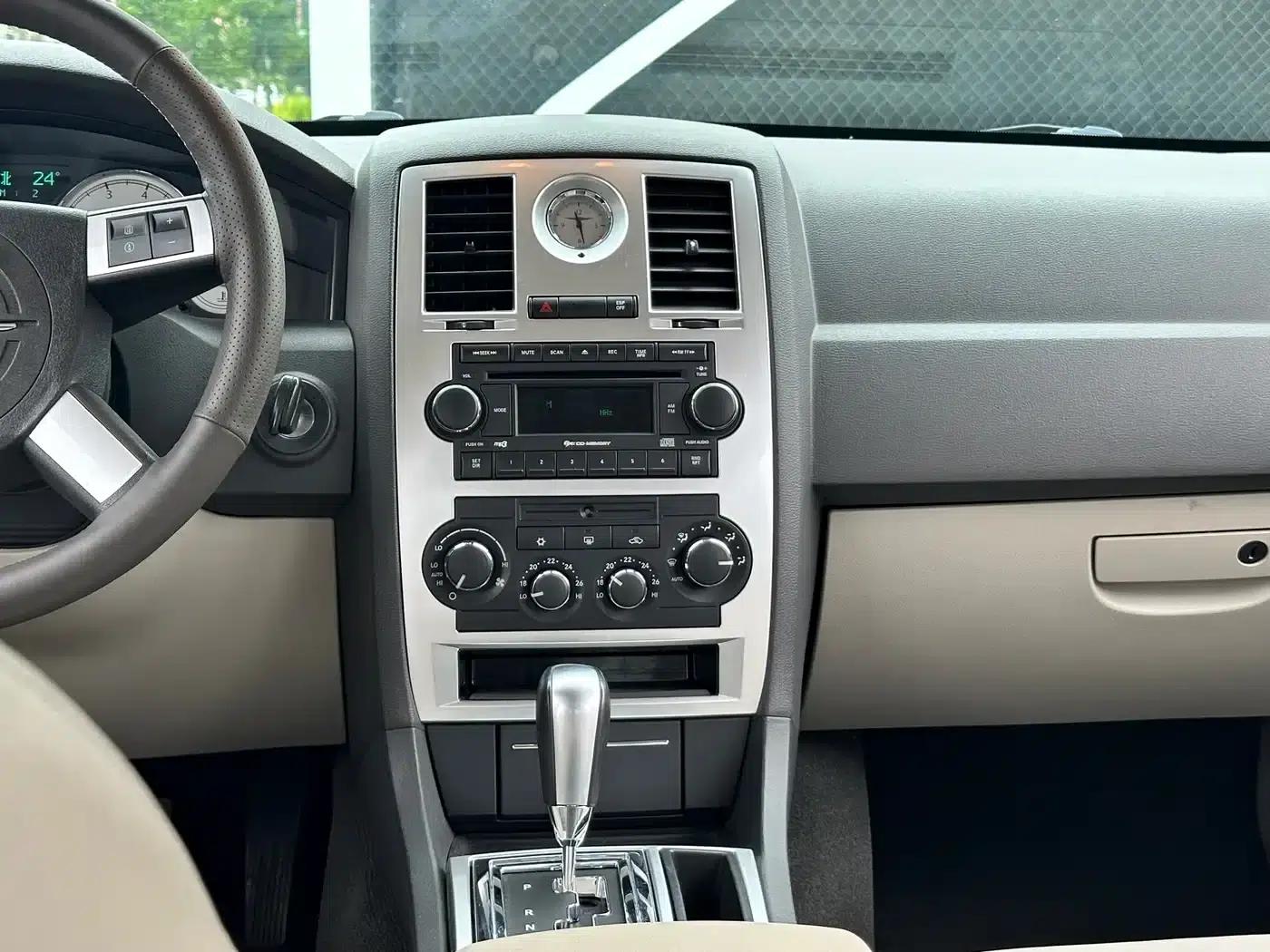 Chrysler 300C 2007 2.7L Business Edition — миниатюра 20