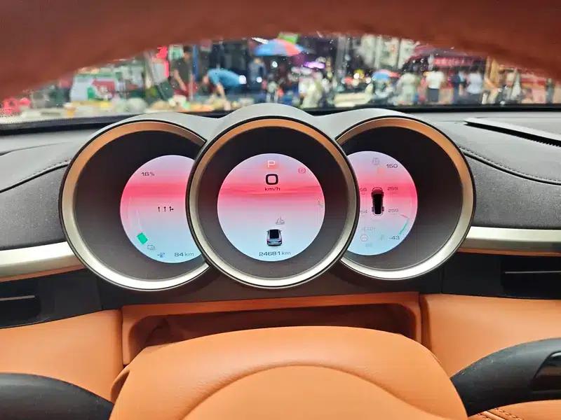 ORA Lightning Cat 2022 555km Premium Edition — миниатюра 6