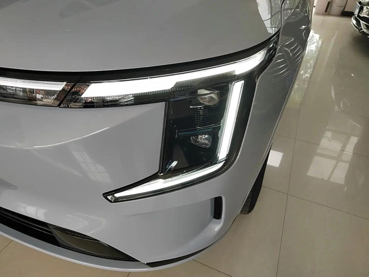 JETOUR Shanhai L7 Plus 2025 Model 121km Comfort 5-seater — миниатюра 8