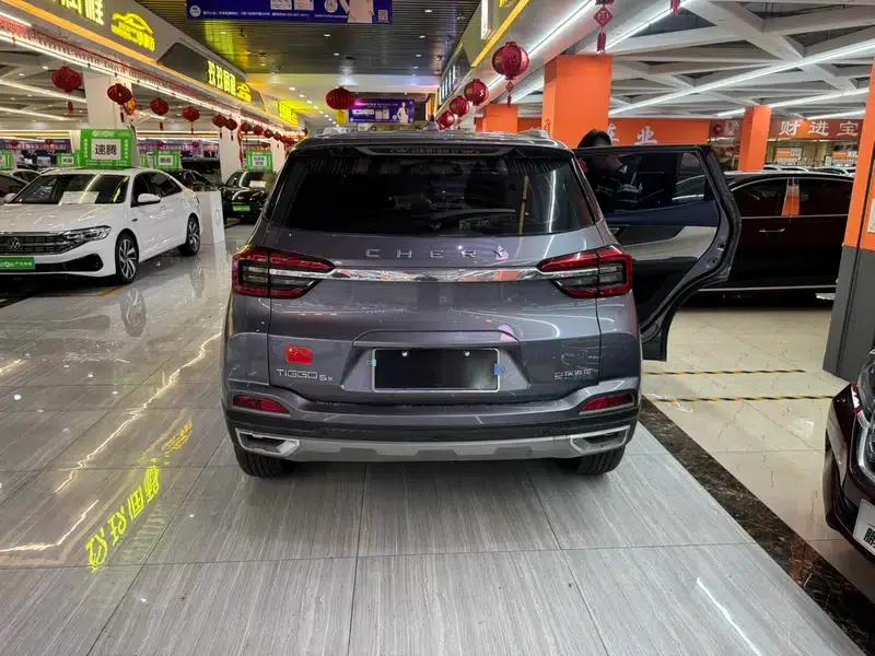 Chery Tiggo 5x 2023 1.5L CVT Fashion Edition — миниатюра 5