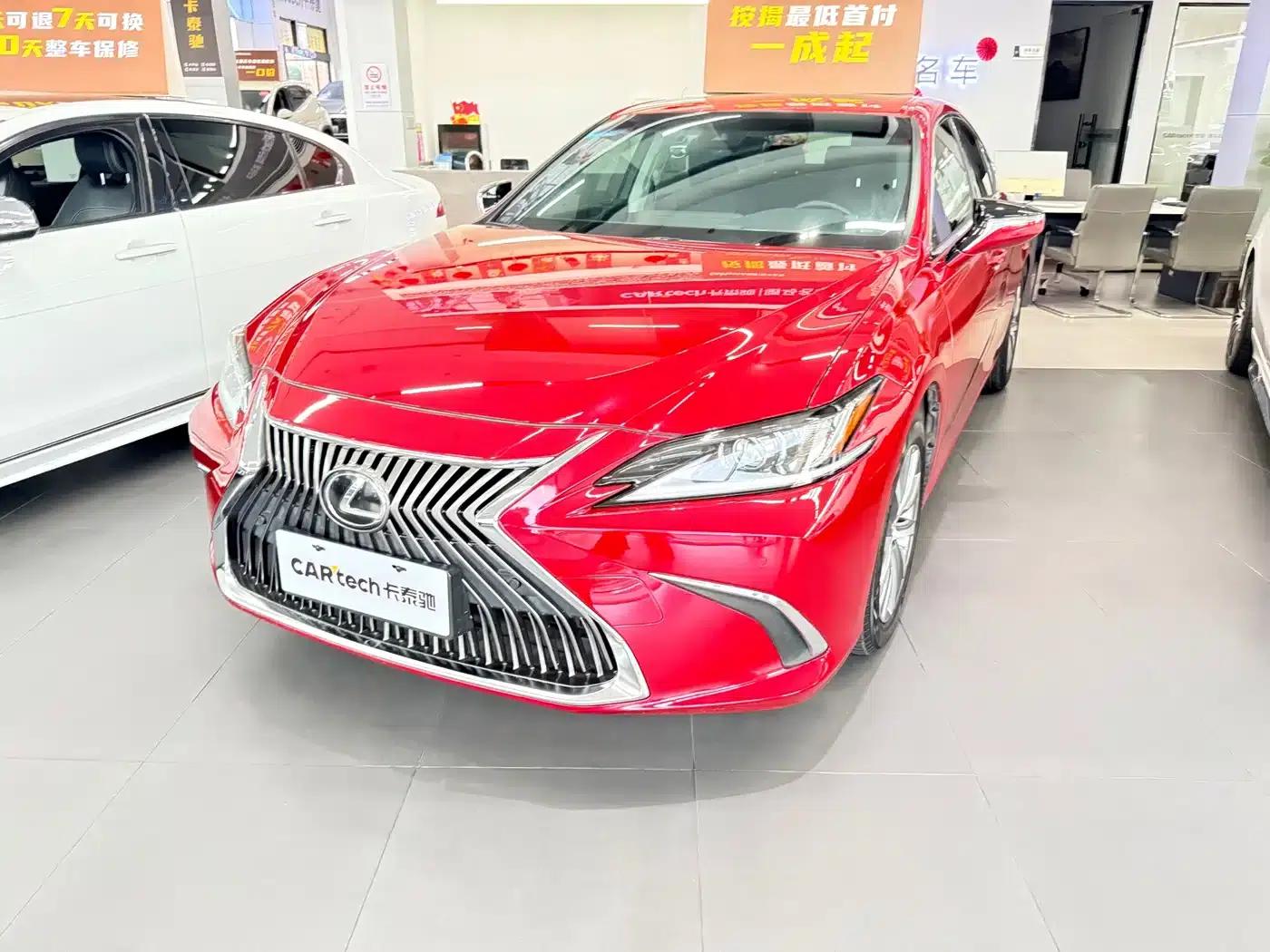Lexus ES 2020 200 Excellence Edition — миниатюра 1