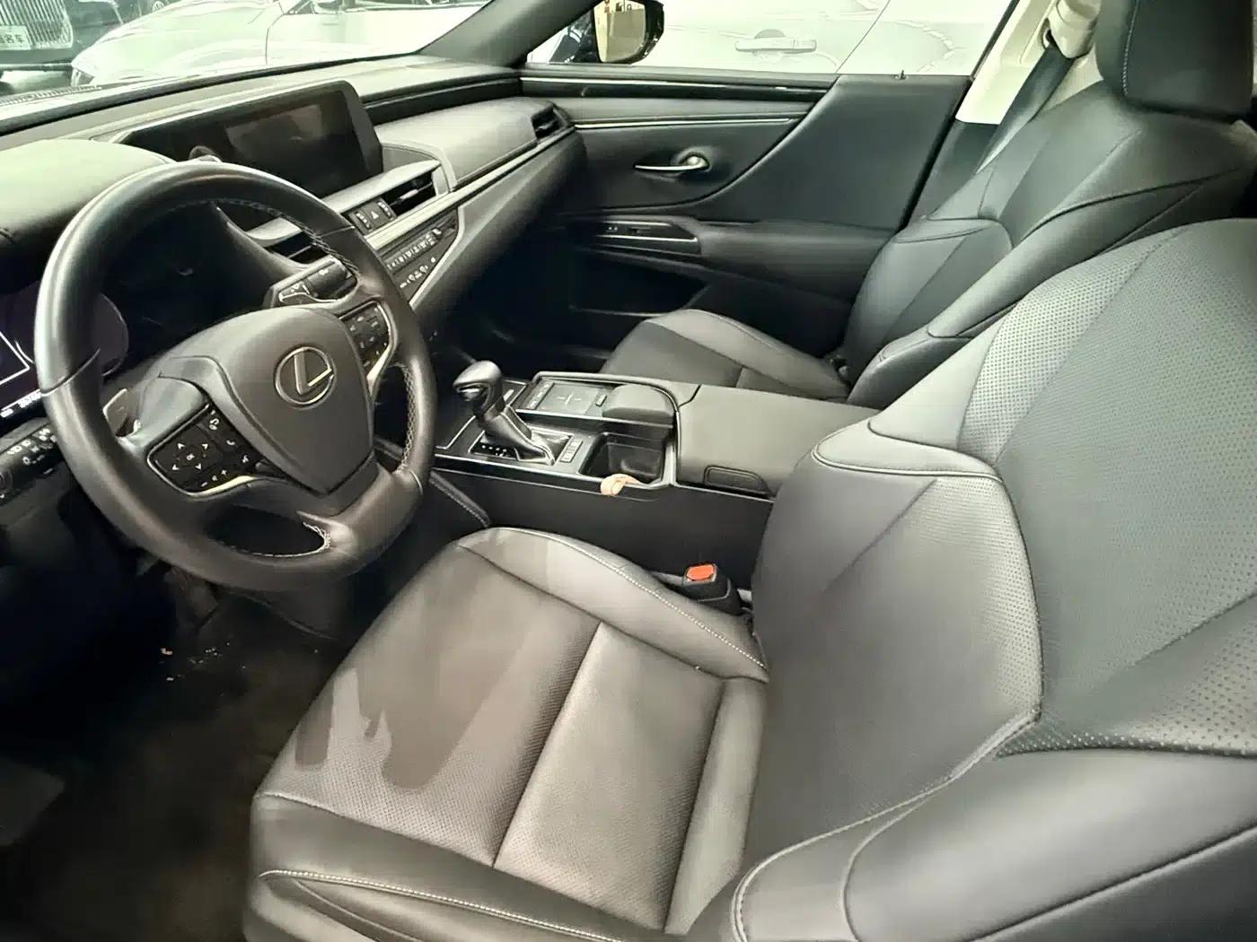 Lexus ES 2020 200 Excellence Edition — миниатюра 7