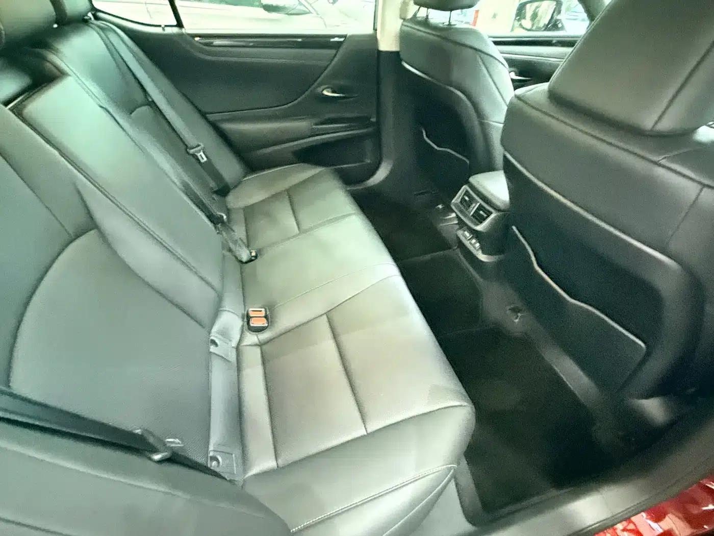 Lexus ES 2020 200 Excellence Edition — миниатюра 10