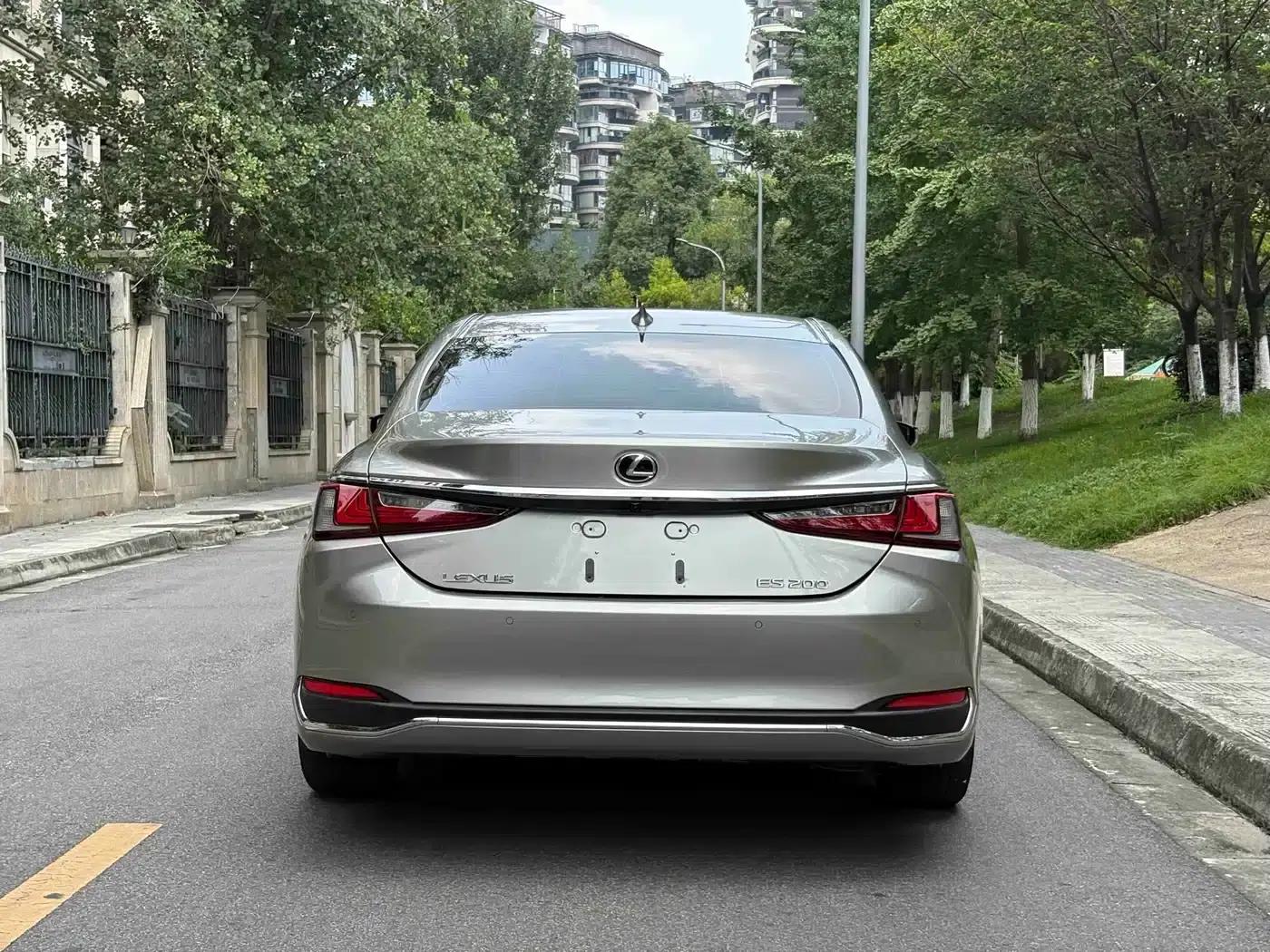 Lexus ES 2020 200 Luxury Edition — миниатюра 5