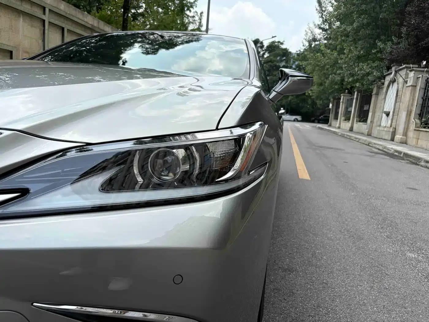 Lexus ES 2020 200 Luxury Edition — миниатюра 8