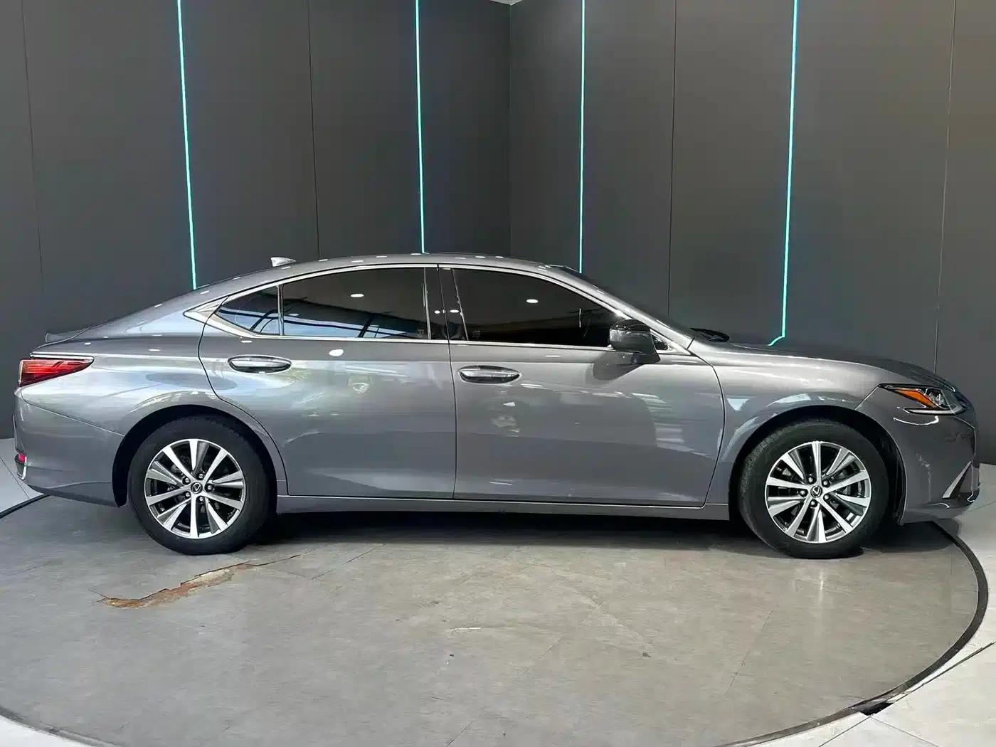 Lexus ES 2020 200 Excellence Edition — миниатюра 5