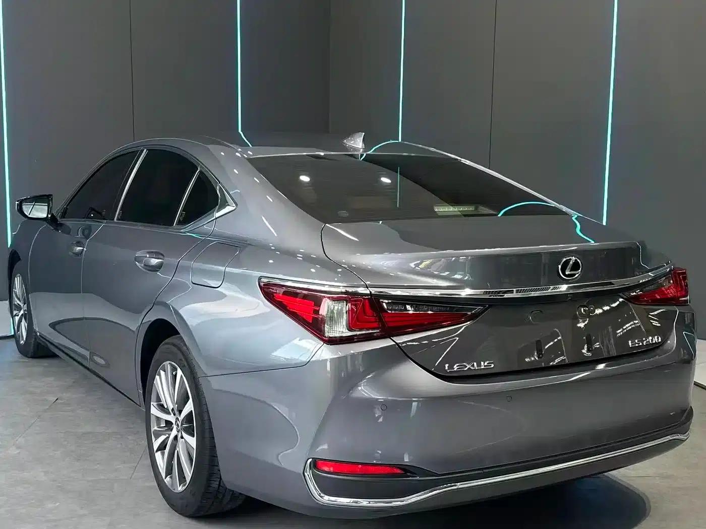 Lexus ES 2020 200 Excellence Edition — миниатюра 8