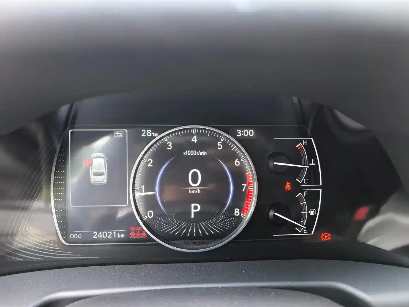 Lexus ES 2023 200 Premium Edition — миниатюра 18