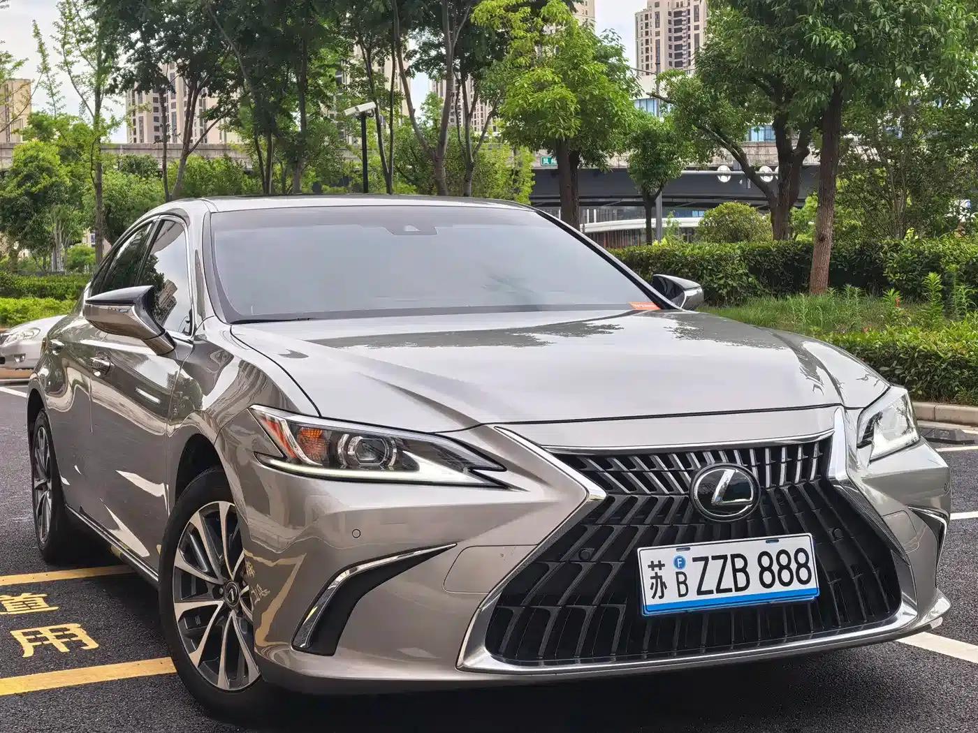 Lexus ES 2023 200 Premium Edition — миниатюра 7
