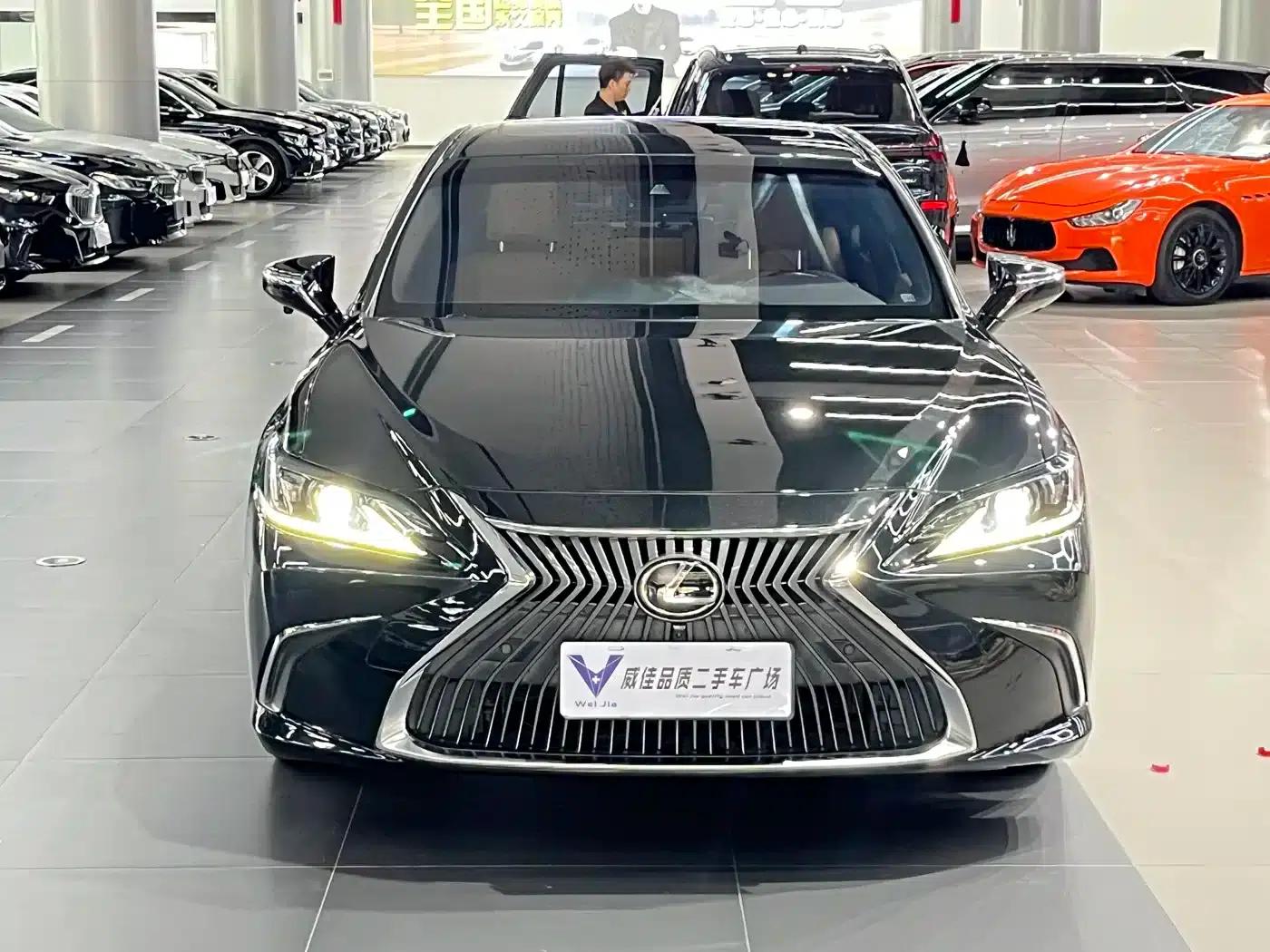 Lexus ES 2020 200 Excellence Edition — миниатюра 2