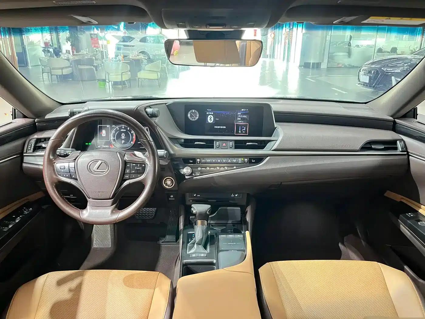 Lexus ES 2020 200 Excellence Edition — миниатюра 5