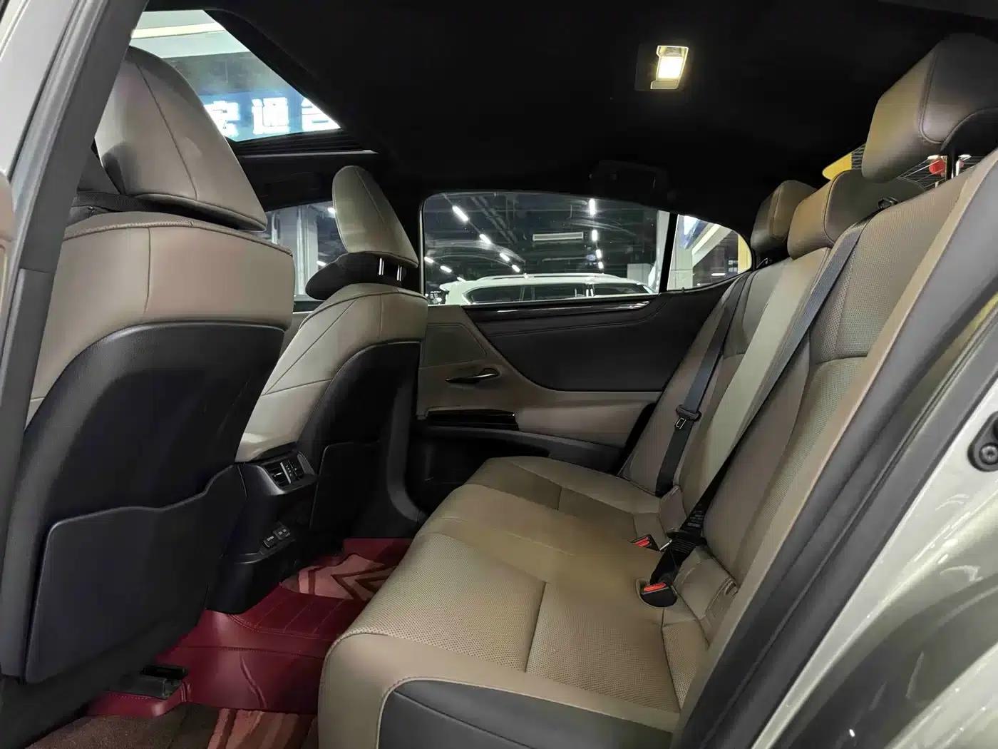 Lexus ES 2021 Model 200 Premium Edition — миниатюра 6