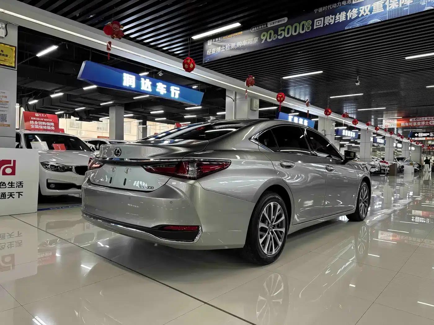 Lexus ES 2021 Model 200 Premium Edition — миниатюра 9