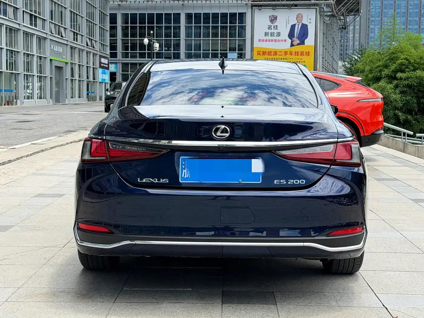 Lexus ES 2022 200 Premium Edition — миниатюра 6