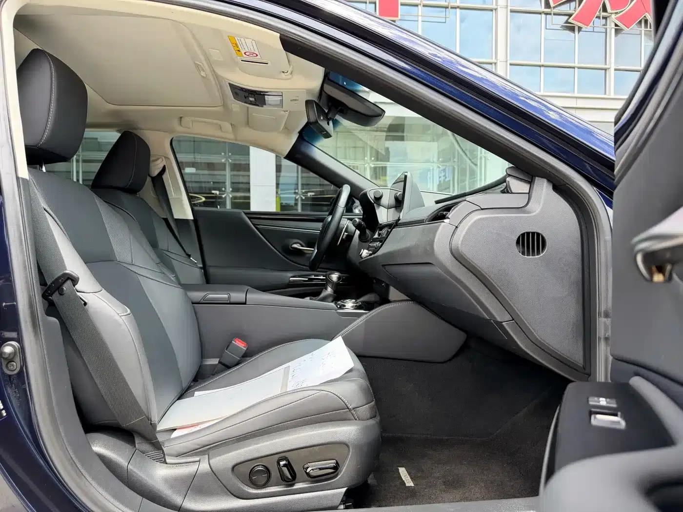 Lexus ES 2022 200 Premium Edition — миниатюра 8