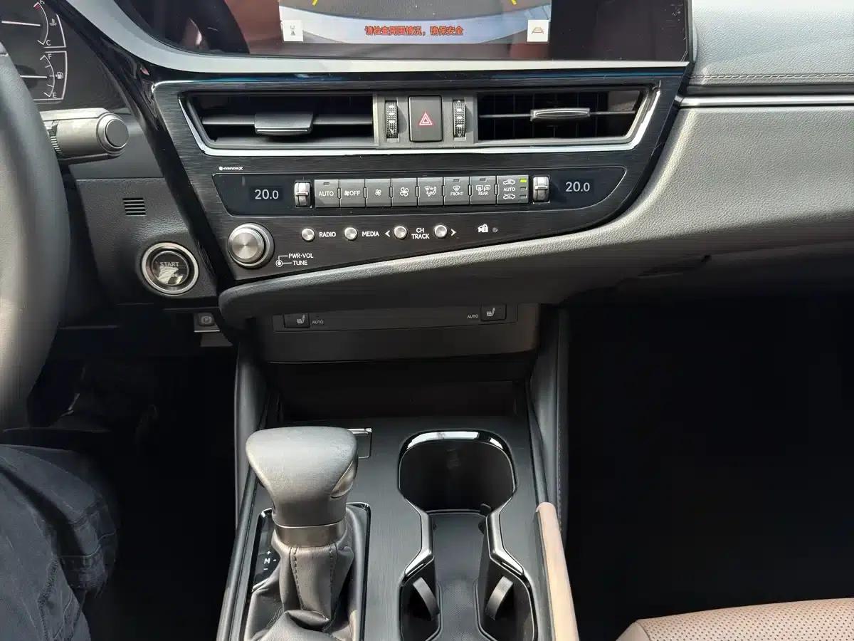Lexus ES 2023 200 Premium Edition — миниатюра 8