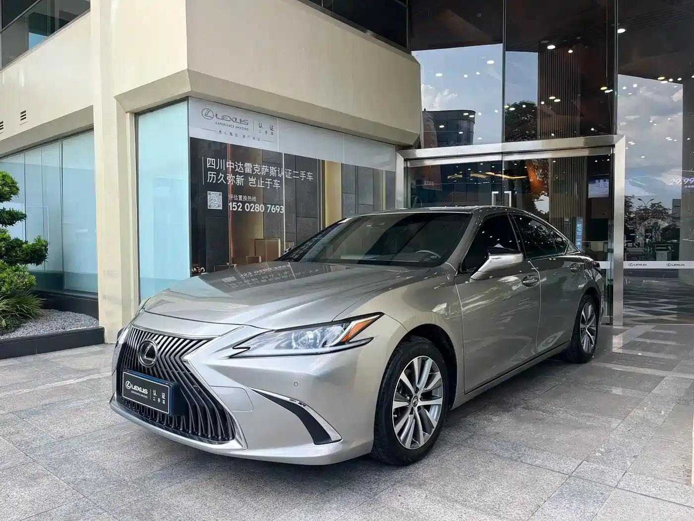 Lexus ES 2020 200 Excellence Edition — миниатюра 2