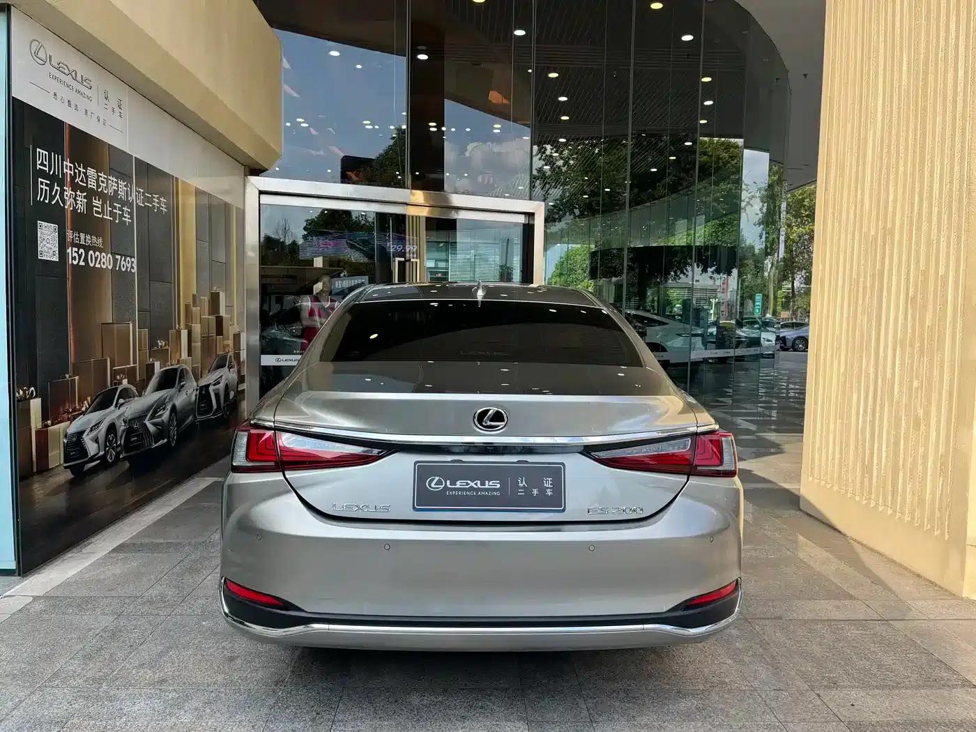 Lexus ES 2020 200 Excellence Edition — миниатюра 5