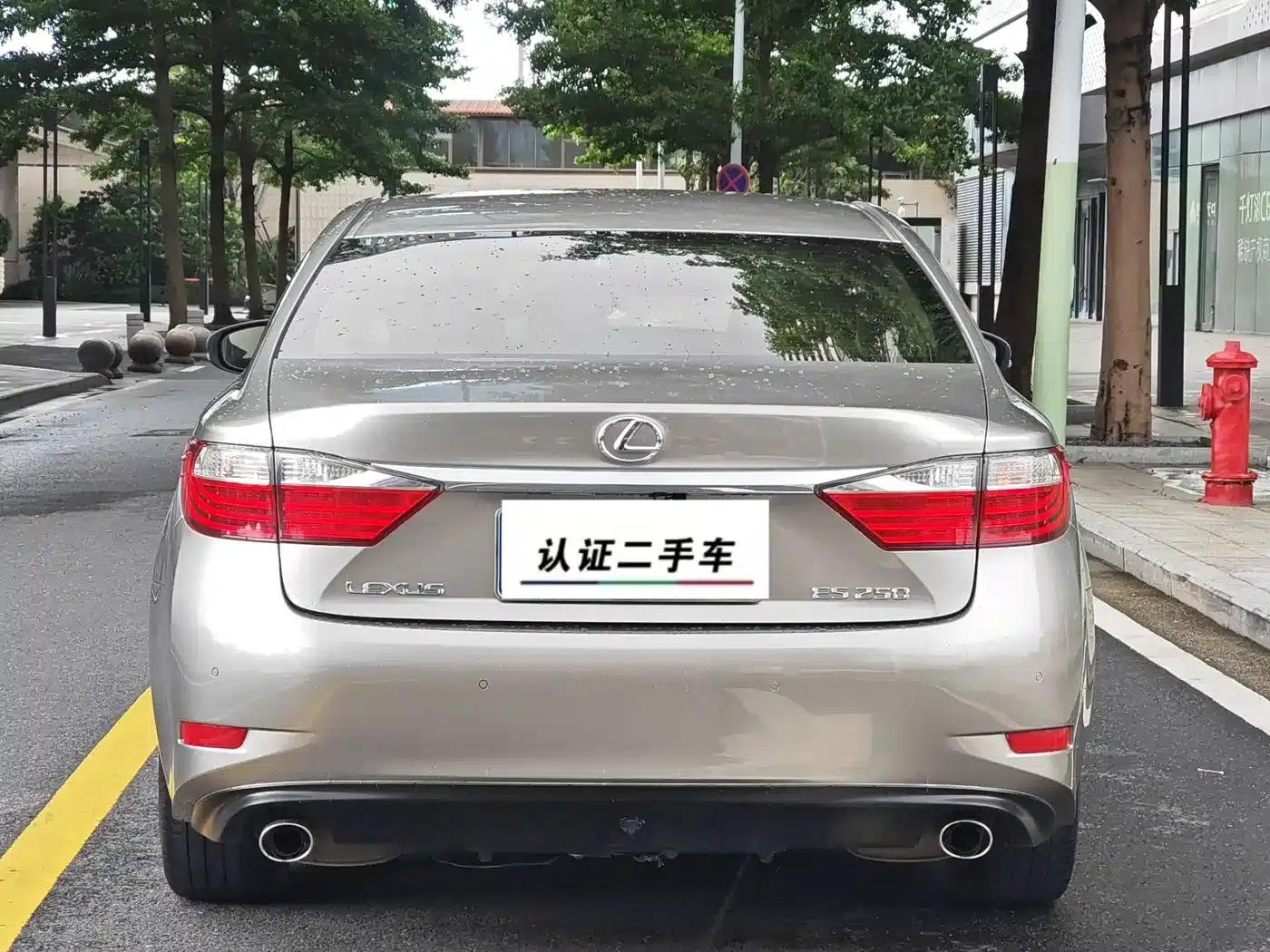 Lexus ES 2014 250 Elite Edition — миниатюра 4