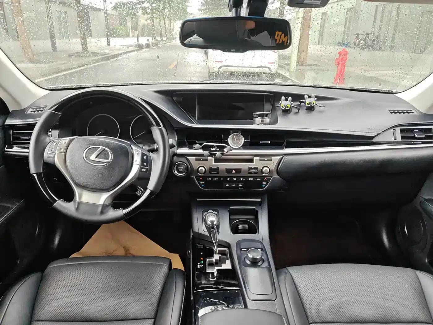Lexus ES 2014 250 Elite Edition — миниатюра 5