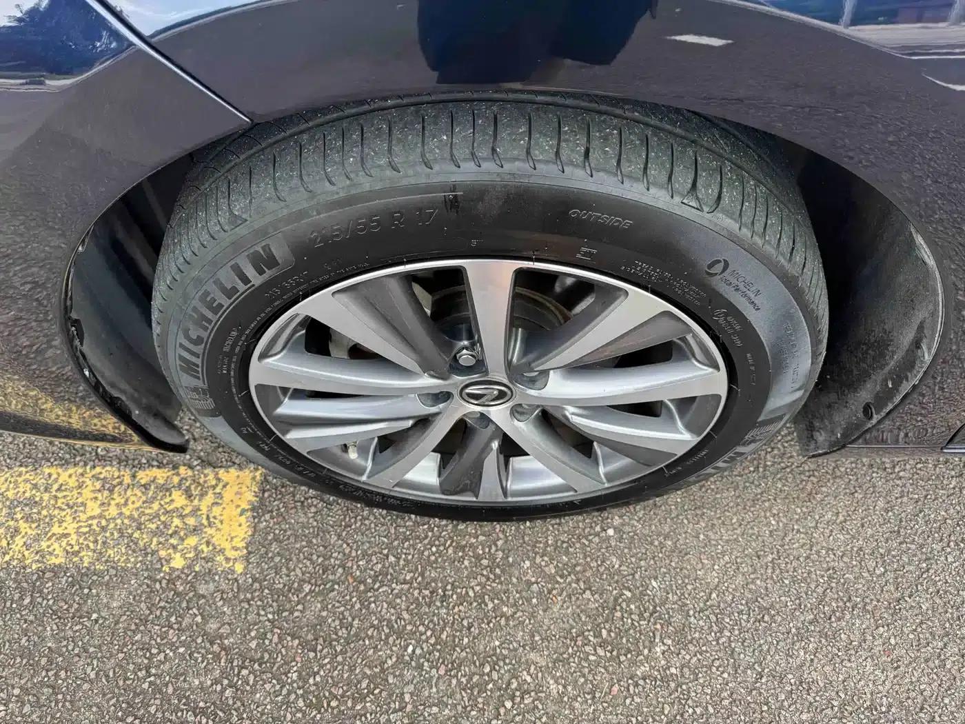 Lexus ES 2018 300h Premium Edition (China V emission standard) — миниатюра 18