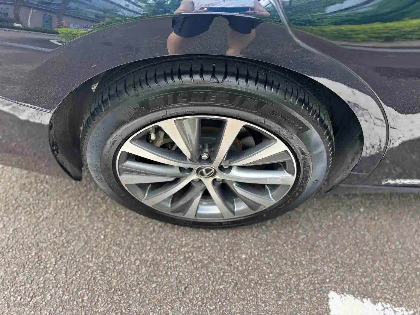 Lexus ES 2018 300h Premium Edition (China V emission standard) — миниатюра 23