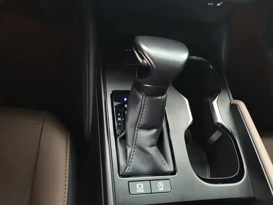 Lexus ES 2023 200 Premium Edition — миниатюра 16