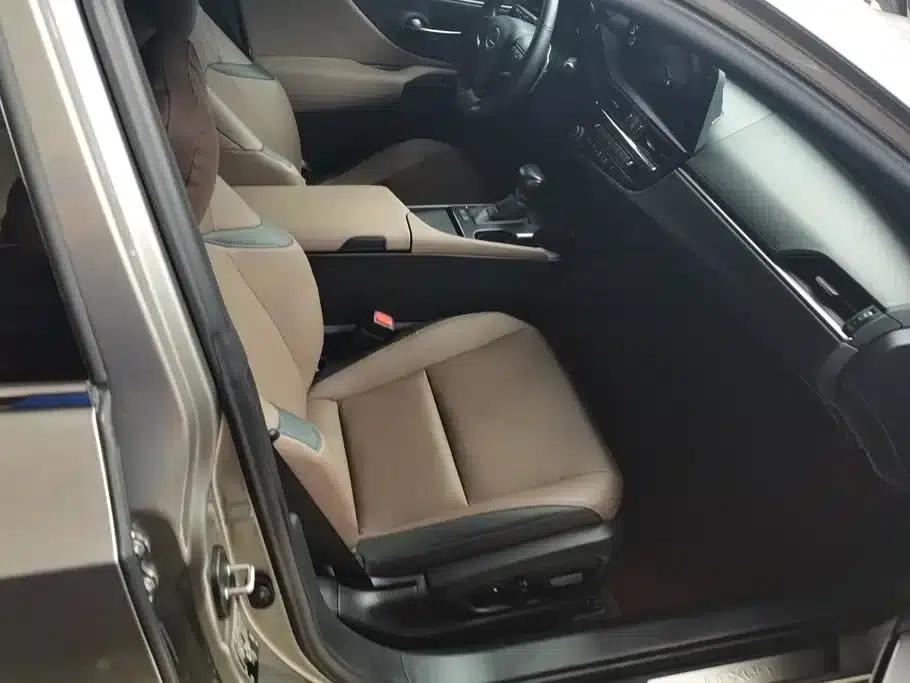 Lexus ES 2023 200 Premium Edition — миниатюра 8