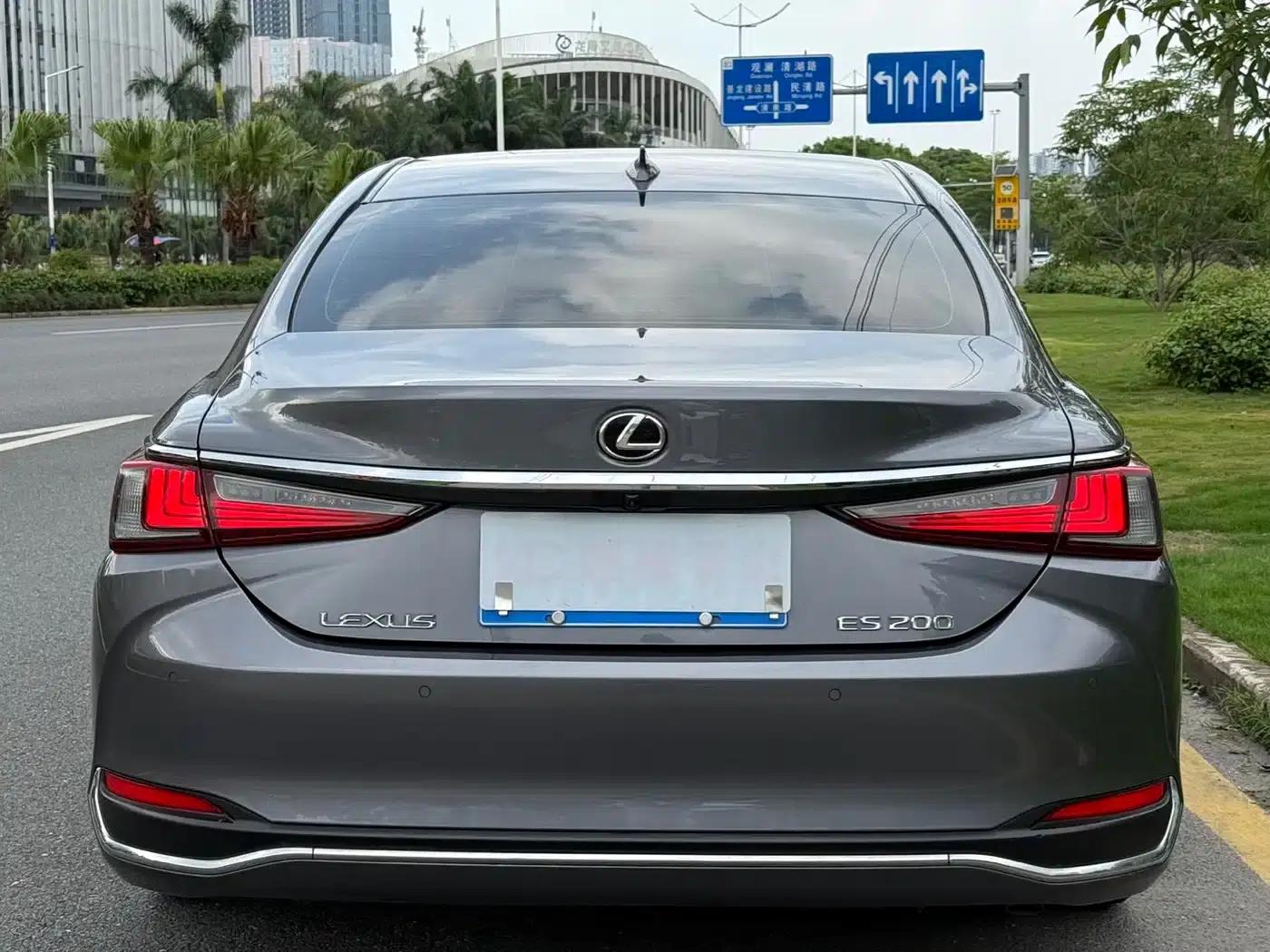 Lexus ES 2020 200 Excellence Edition — миниатюра 5
