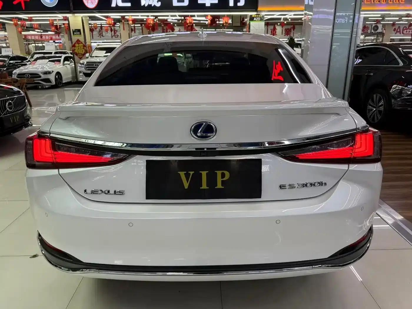 Lexus ES 2020 200 Excellence Edition — миниатюра 5