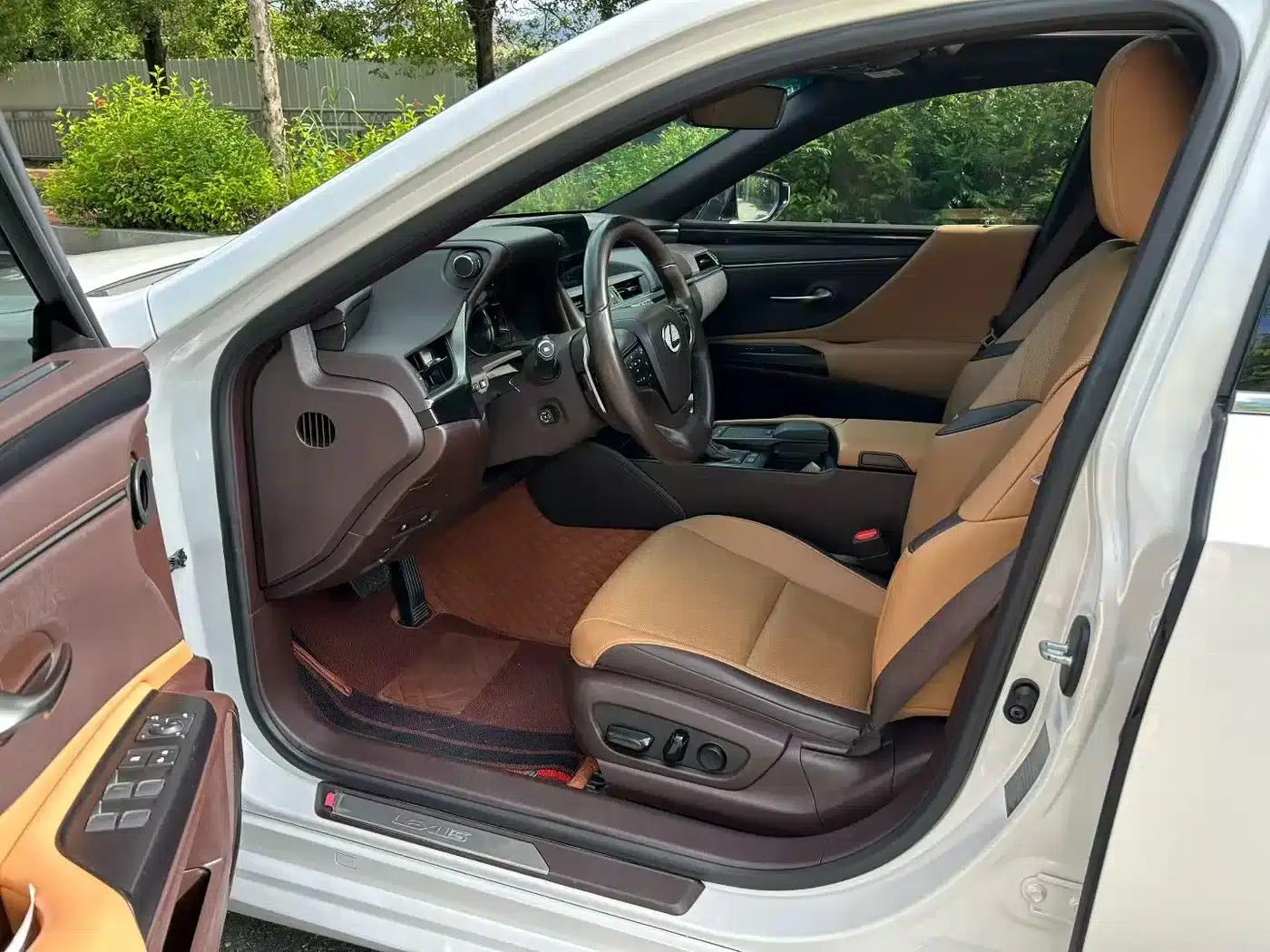 Lexus ES 2021 Model 200 Premium Edition — миниатюра 7