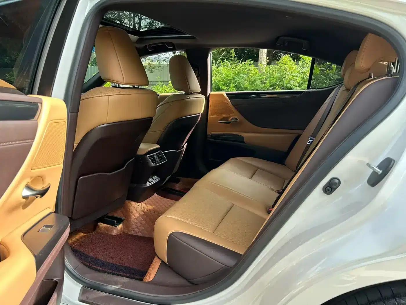 Lexus ES 2021 Model 200 Premium Edition — миниатюра 9