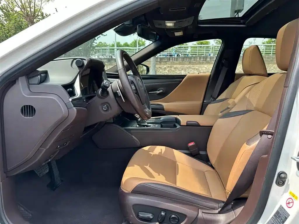 Lexus ES 2018 200 Premium Edition (China V emission standard) — миниатюра 5