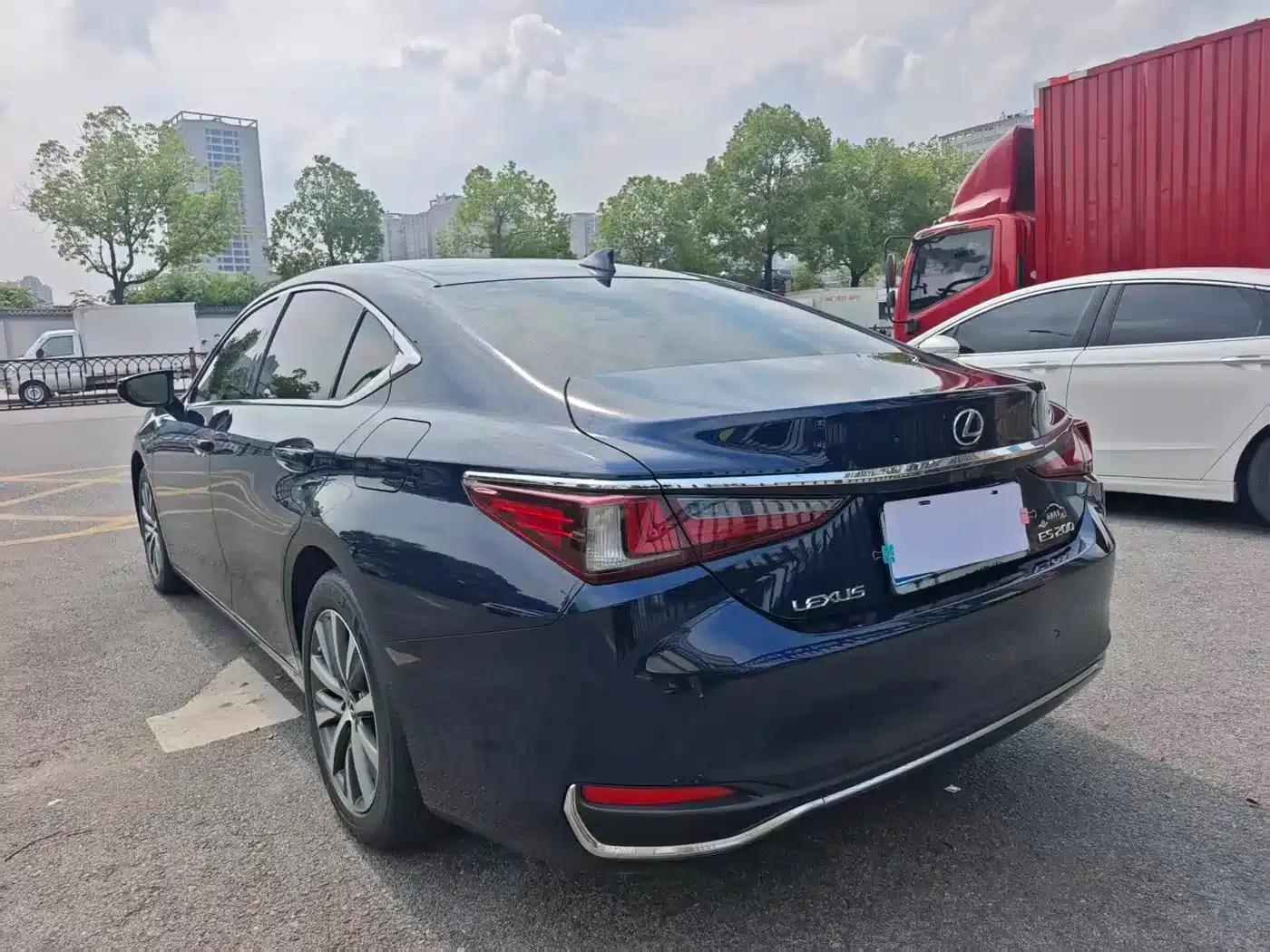 Lexus ES 2021 Model 200 Premium Edition — миниатюра 5