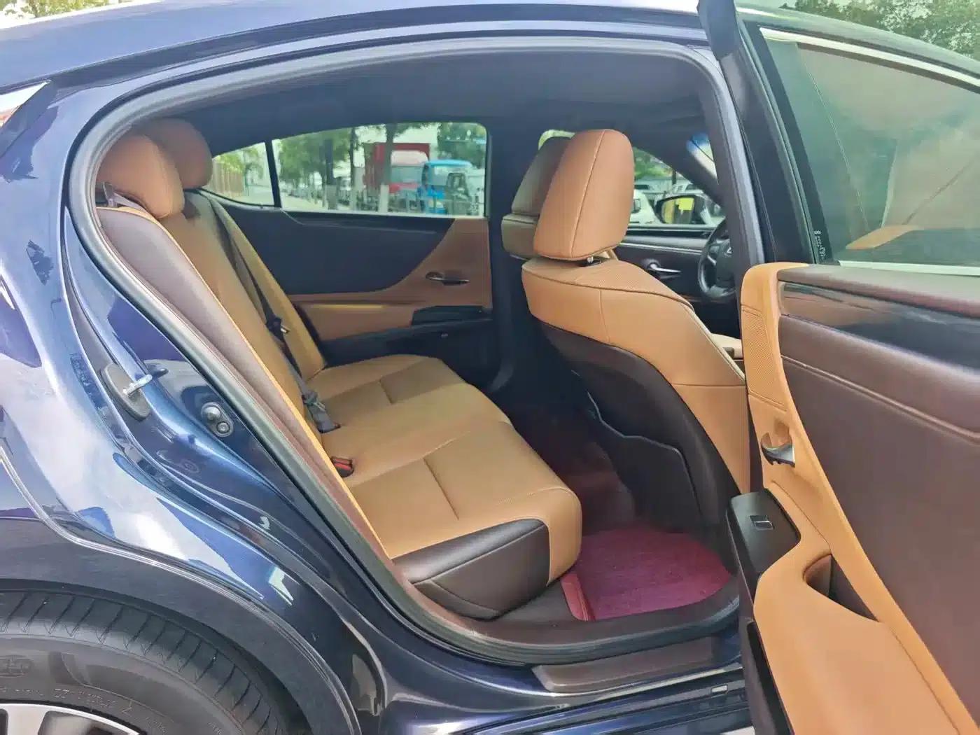 Lexus ES 2021 Model 200 Premium Edition — миниатюра 7