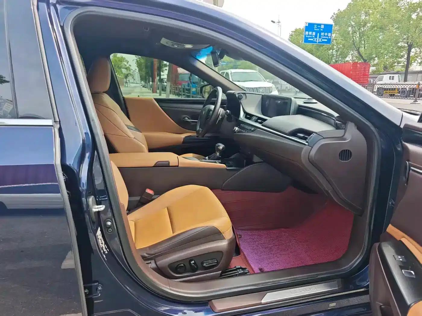 Lexus ES 2021 Model 200 Premium Edition — миниатюра 8